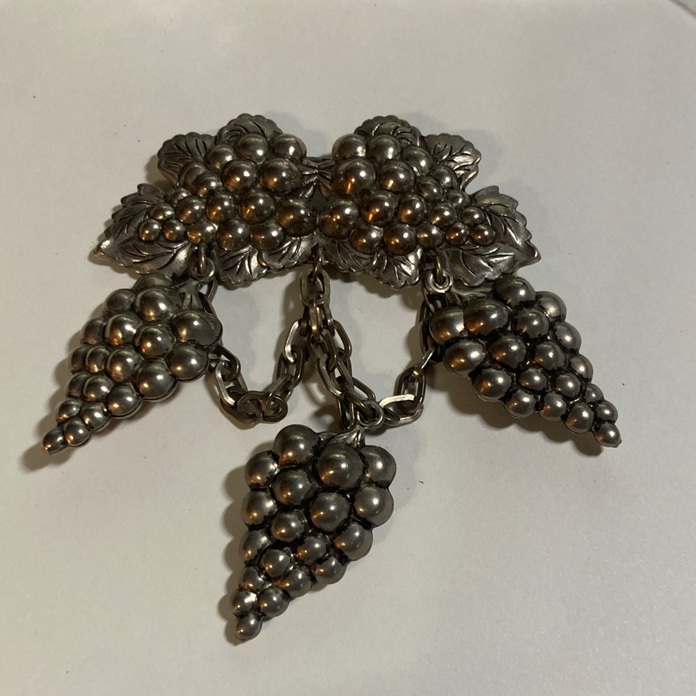 Elegant Silver tone Grape Cluster Brooch